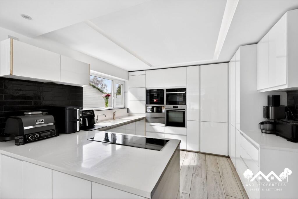 Additional image 11 of Durham Road, Wilpshire, Blackburn, BB1 9LR