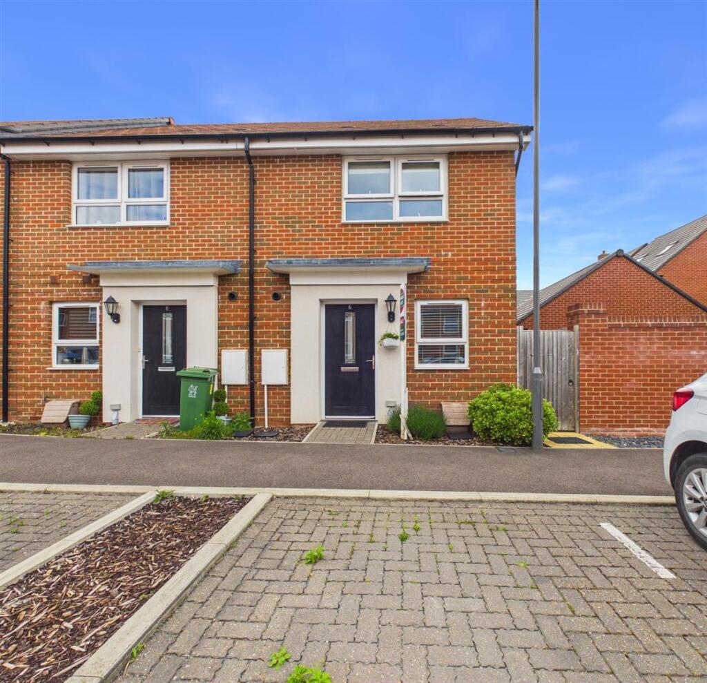 Main image of property: Burnet Lane, Broughton, Aylesbury