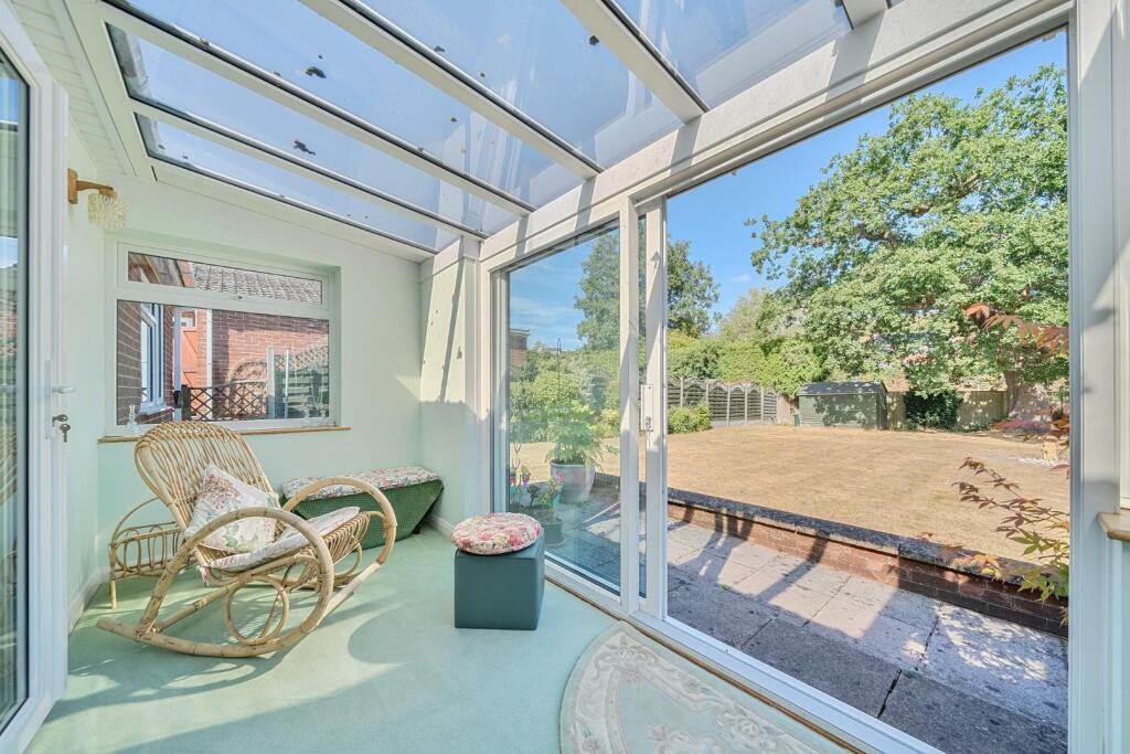 House in Welshpool, Bronybuckley - View 5