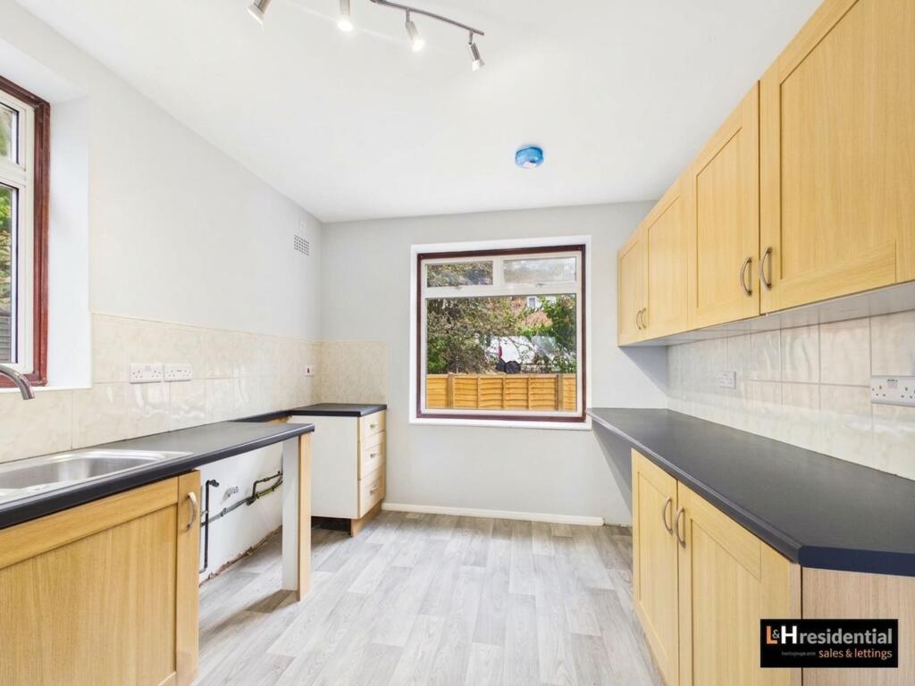 House in Watford - View 4