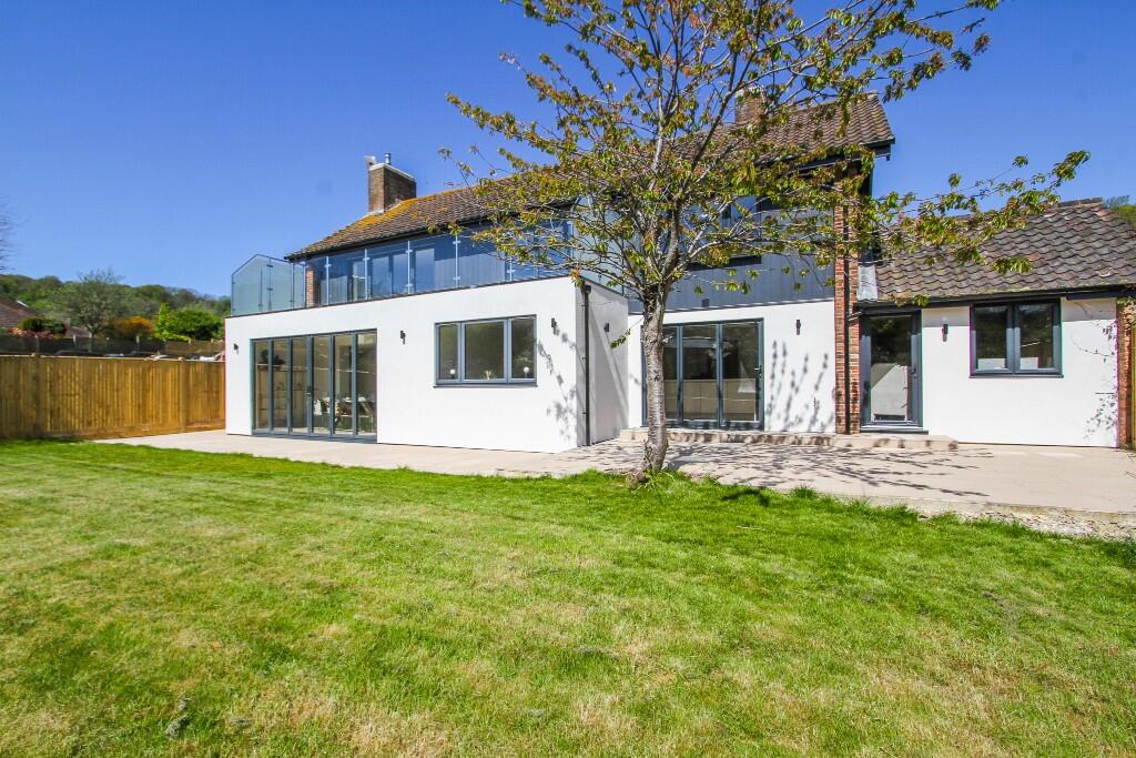 House in Eastbourne, East Sussex - View 2