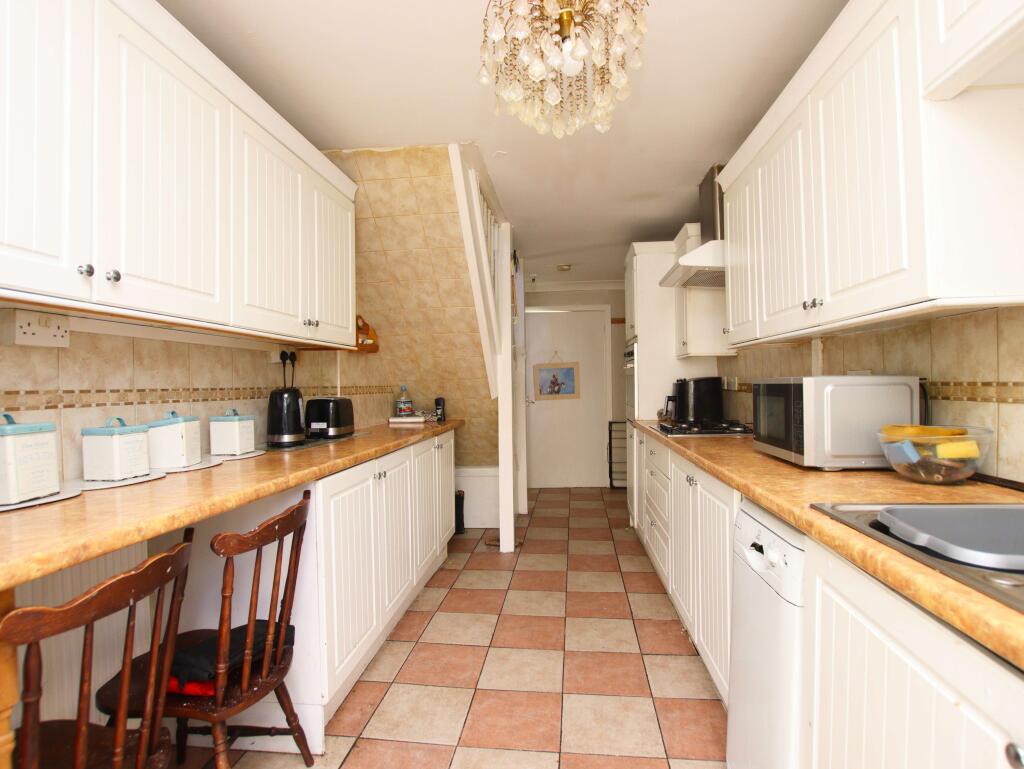 Moorland Crescent, Beddau, Pontypridd, CF38 2DN - View 5
