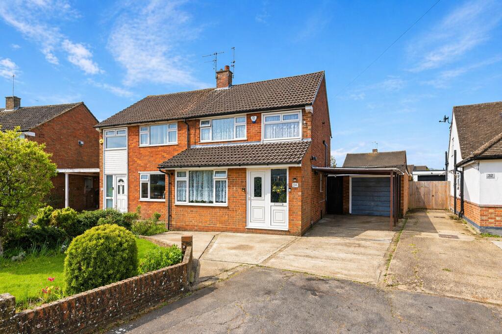 Main image of property: The Crescent, Caddington, Luton, Bedfordshire, LU1
