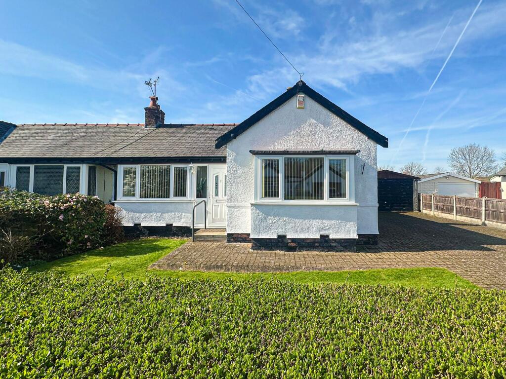 3-bed semi-detached on Seaview Avenue, Irby, CH61, £275,000