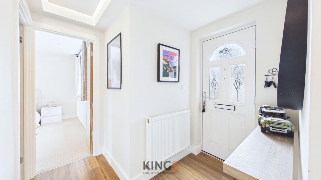 Apartment in Potters Bar - More