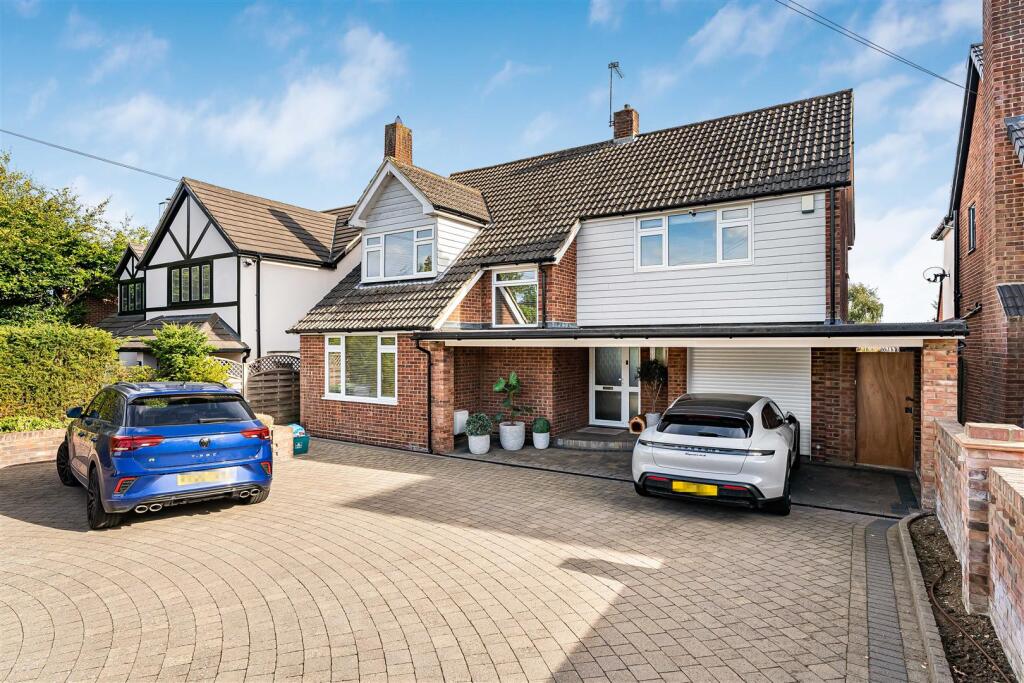 Main image of property: Stratfield Drive, Broxbourne