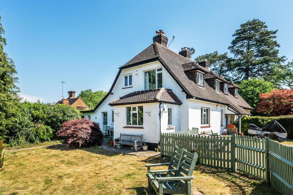 Main image of property: MIDDLE STREET, BETCHWORTH, RH3