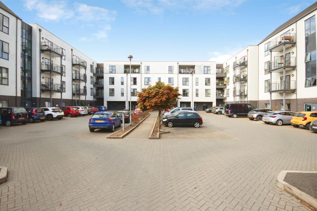 Main image of property: Queensway, Leamington Spa
