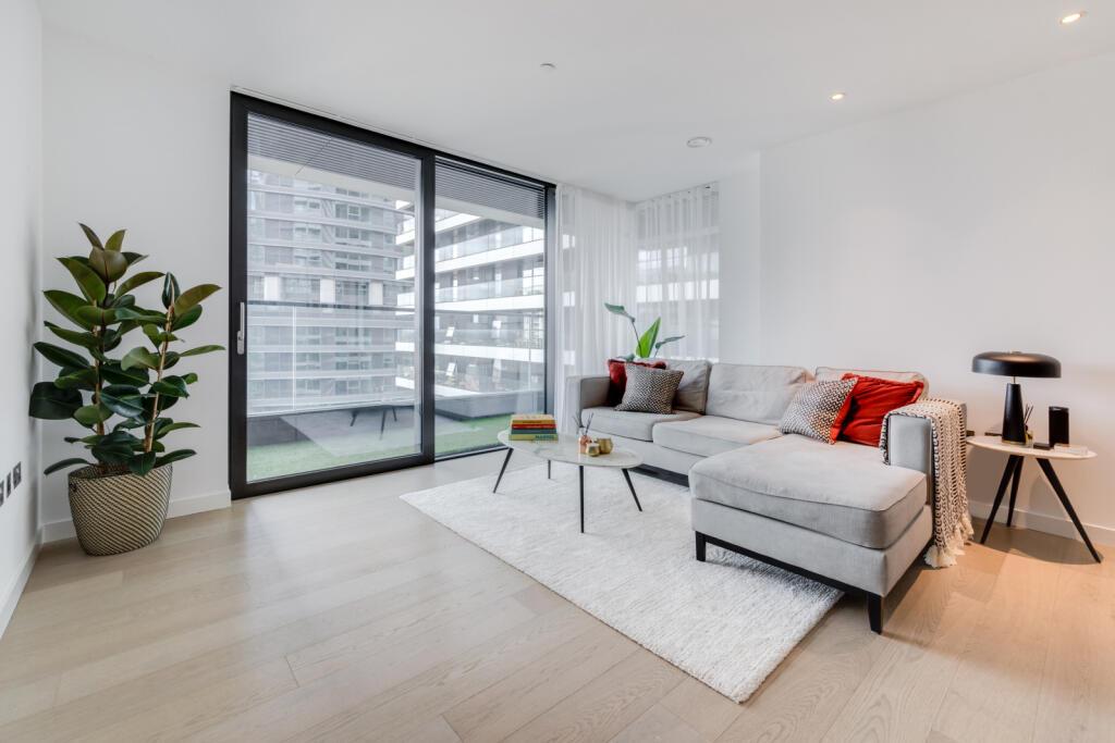 Main image of property: Bagshaw Building, 
1 Wards Place, E14
