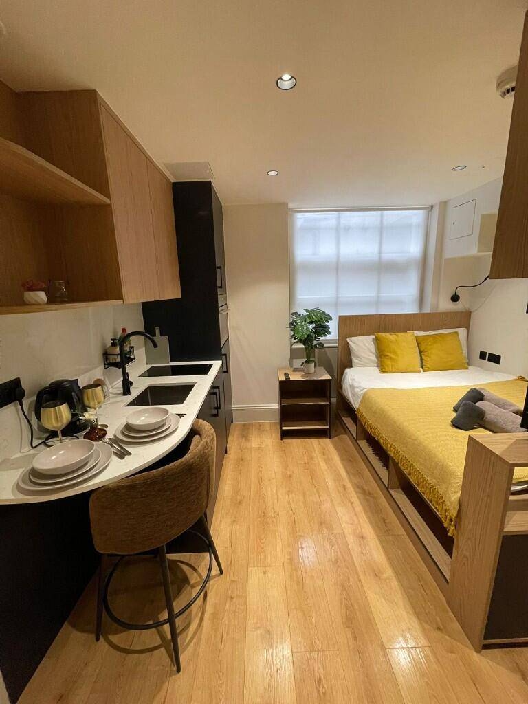 Studio flat for rent