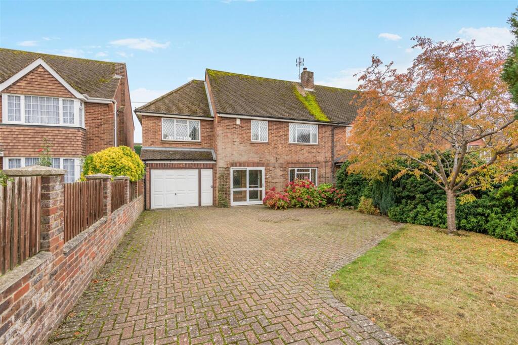 Main image of property: London Road, Ditton, Aylesford