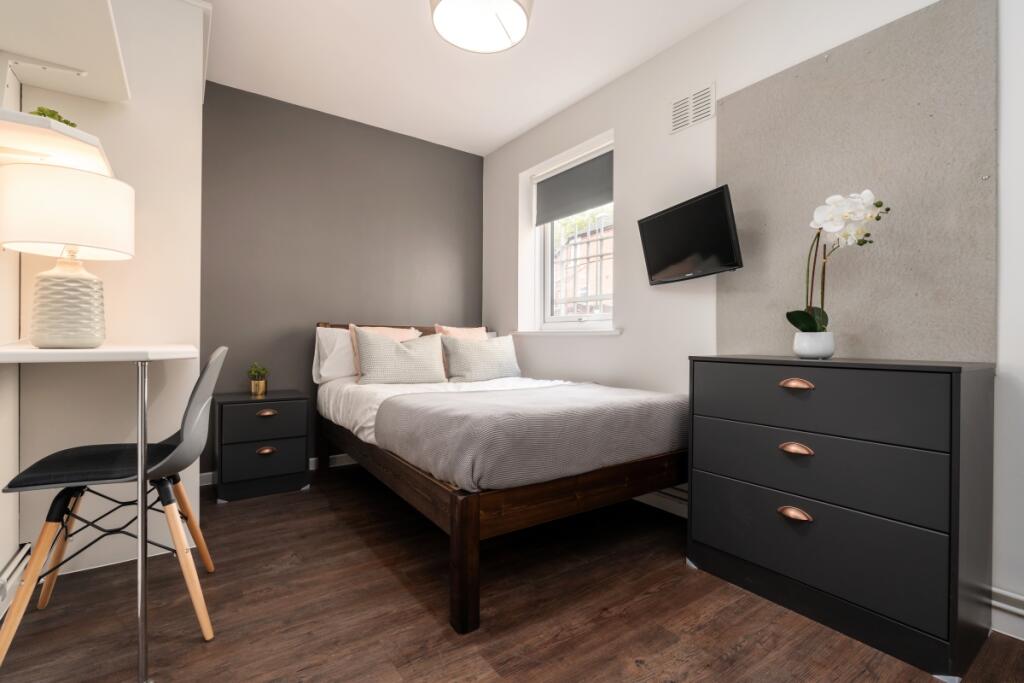 Apartment in Nottingham, Old Lenton, Lenton - View 3