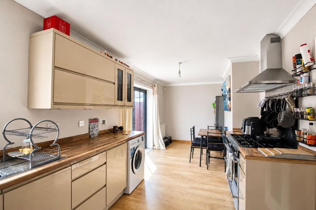 House in Stockton-on-Tees - View 3