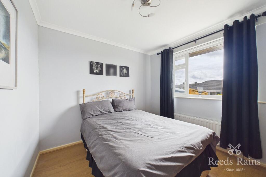Haigh Moor View, Tingley, Wakefield, West Yorkshire, WF3 - View 5