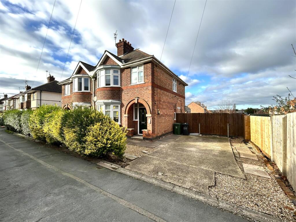3-bed semi-detached on Avenue Road, Sileby, £265,000