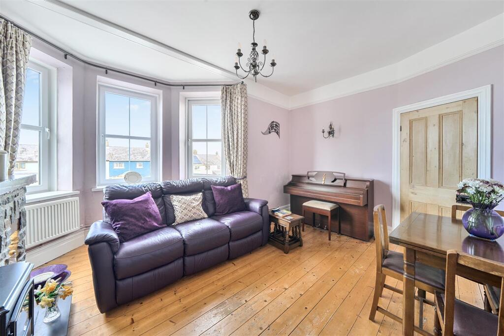 House in Swansea - View 5
