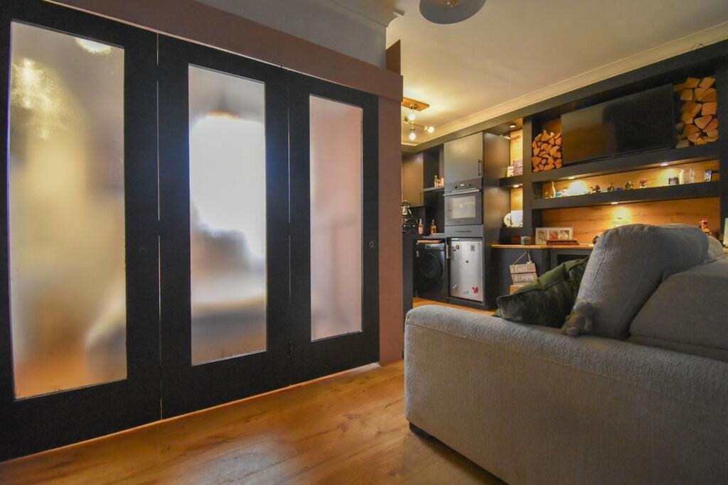 Lansdowne Road, Bedford, MK40 - View 3