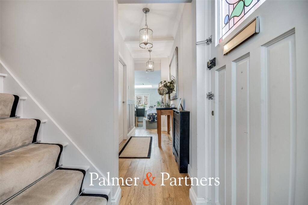 House in Brentwood, Essex - More