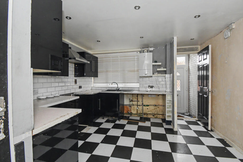 House in Kingston upon Thames - View 4