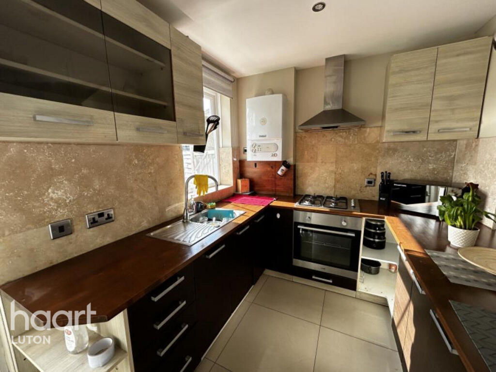 Main image of property: Third Avenue, Luton