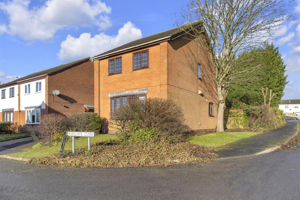 3-bed detached on Roecliffe Close, Markfield, £275,000