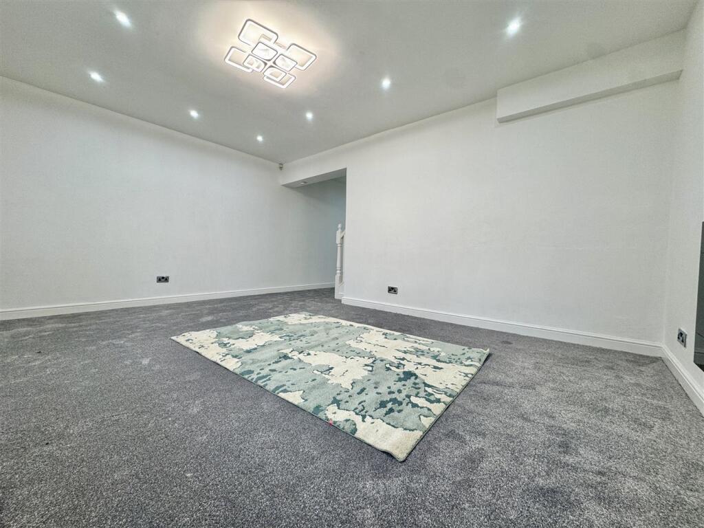 House in Calderdale, Bell Hall, Savile Park - View 3