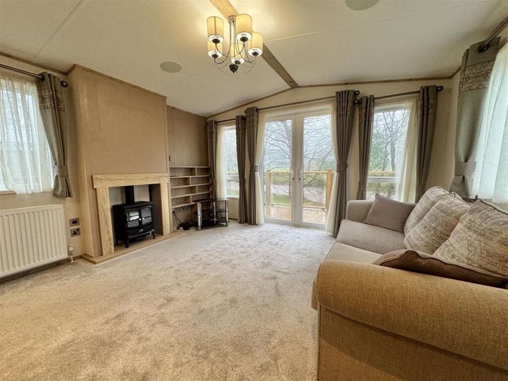 House in Lancaster - View 2