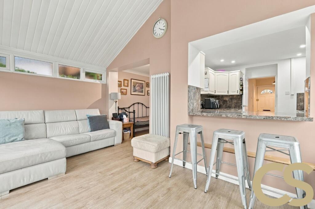 House in Broxbourne, Churchgate - View 5