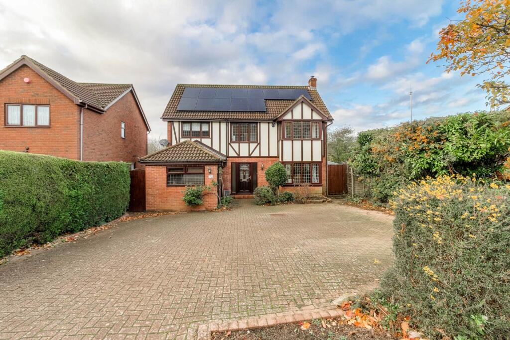 5-bed detached on Blackmoor Gate, Furzton, £600,000
