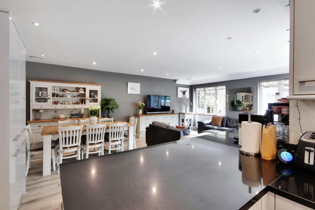 House in Tonbridge - More
