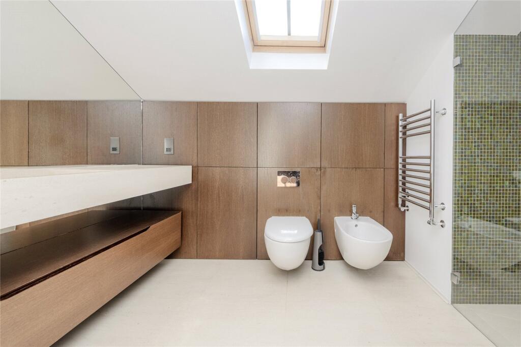 4 bedroom penthouse for rent