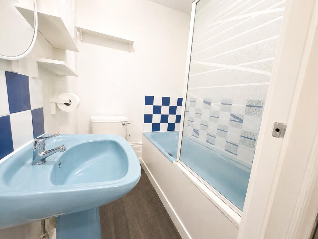 Apartment in London, Fortis Green, Muswell Hill - View 4