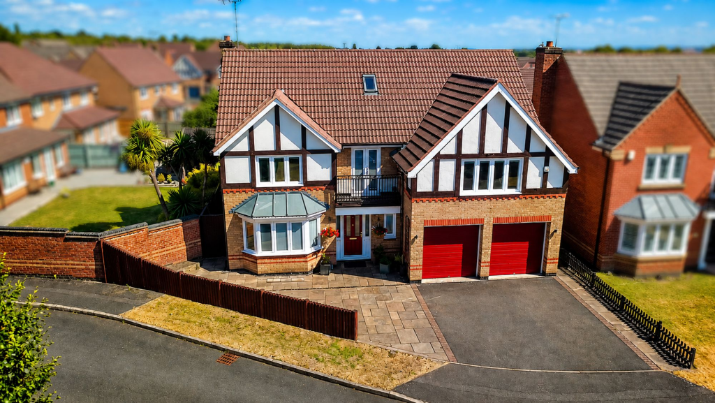 Main image of property: Maize Close, Littleover, DE23