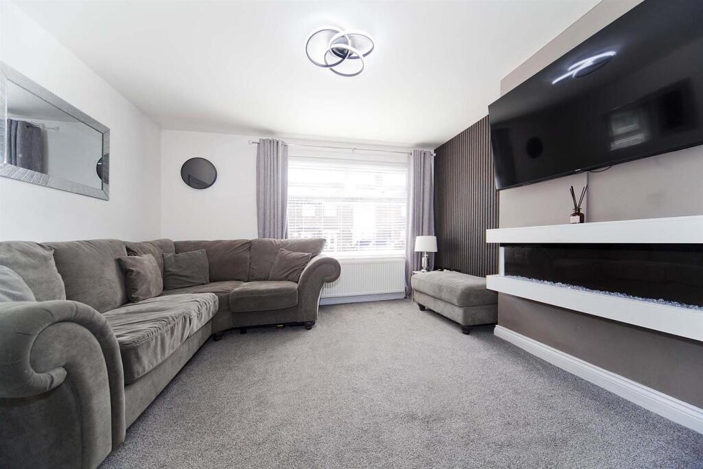 House in Stockton-on-Tees - View 3