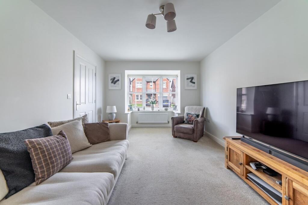 Weatherby Avenue, Ryton, NE40 photo 3