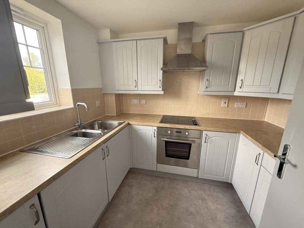 Apartment in Reading - View 2
