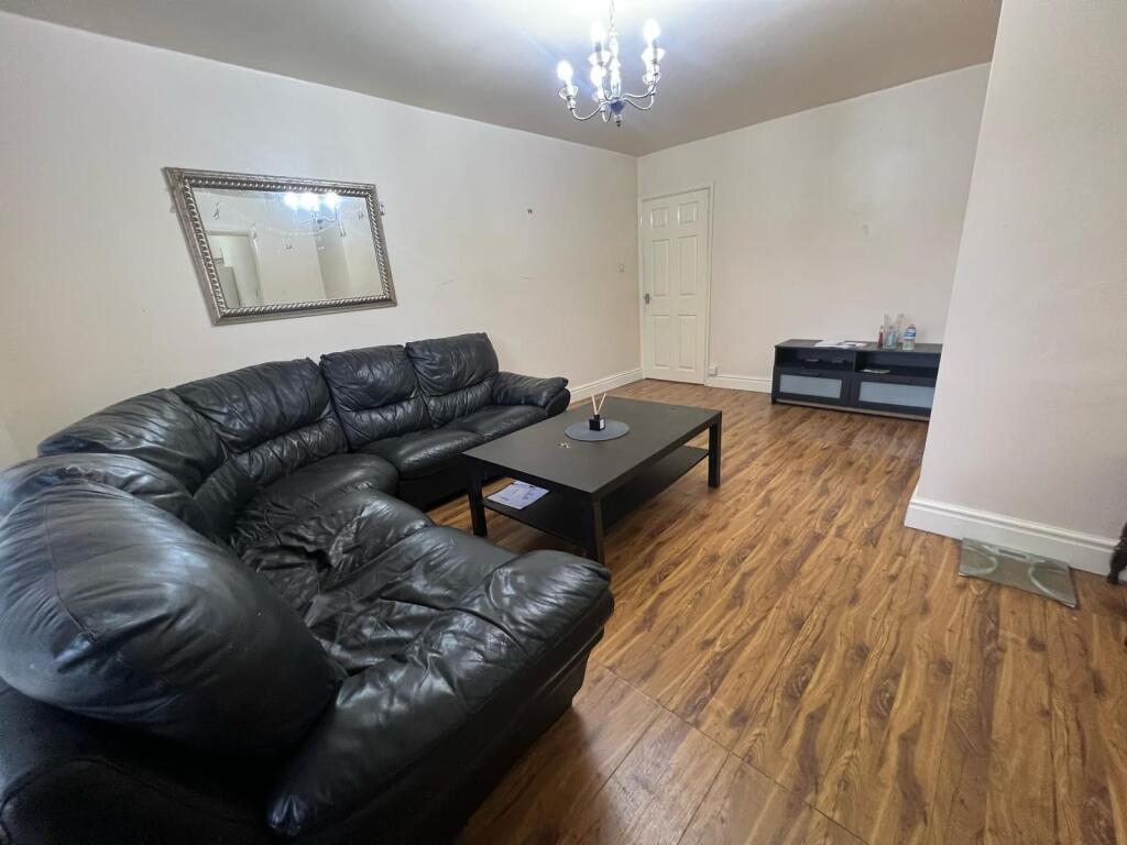 Apartment in Birmingham - View 3