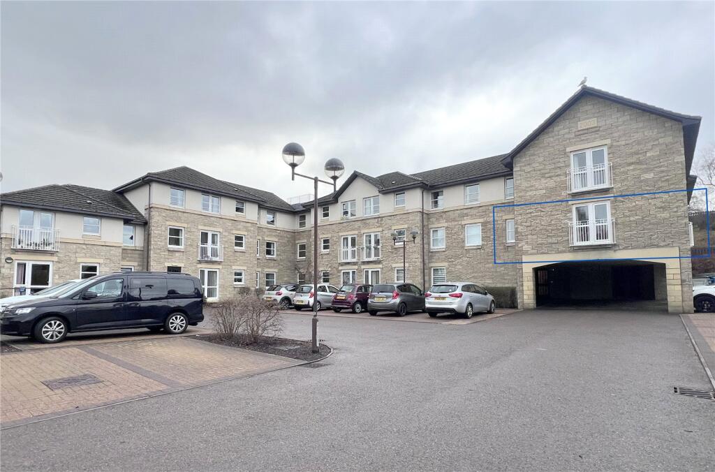 Main image of property: Flat 37, 11 Clachnaharry Road, Inverness, IV3