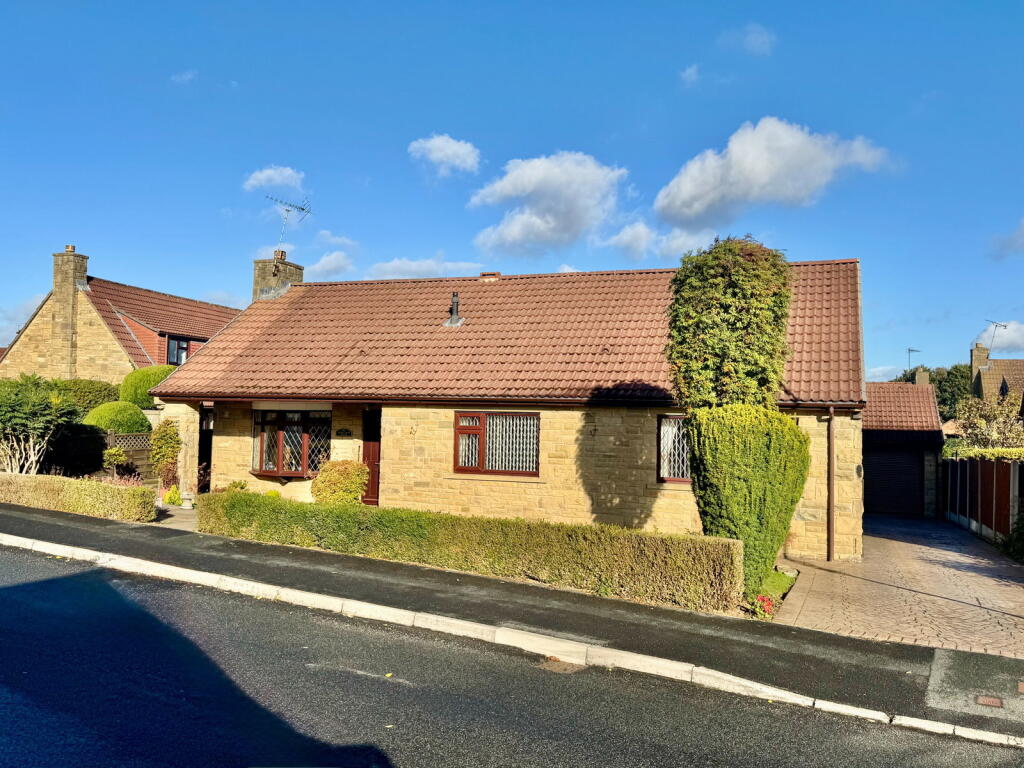 Wetherby ~ Glebe Field Drive, LS22 photo 2