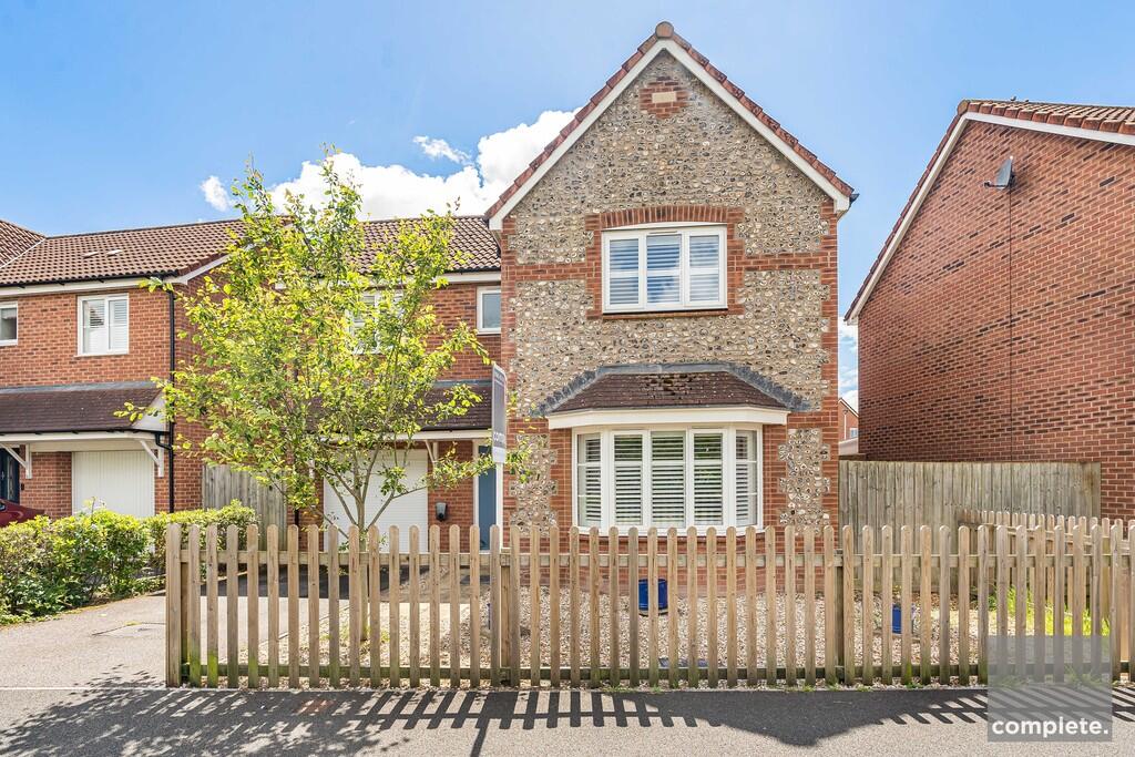 Copseclose Lane, Cranbrook photo 2