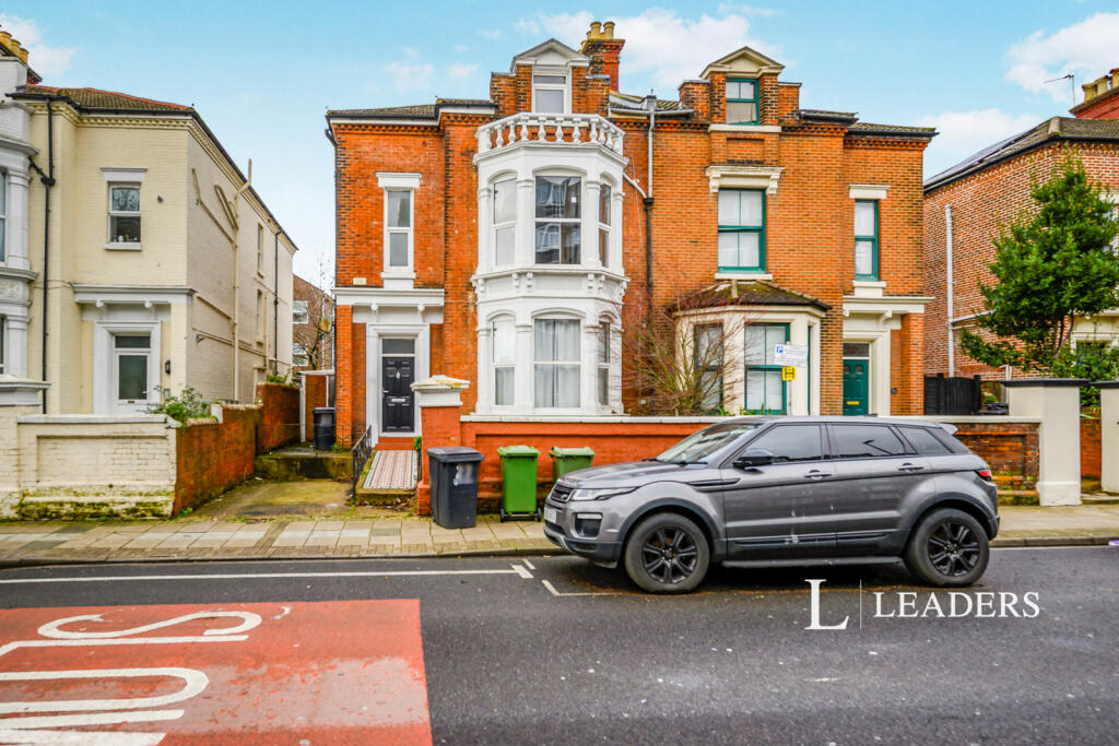 Main image of property: Victoria Road North, Southsea, Hampshire, PO5