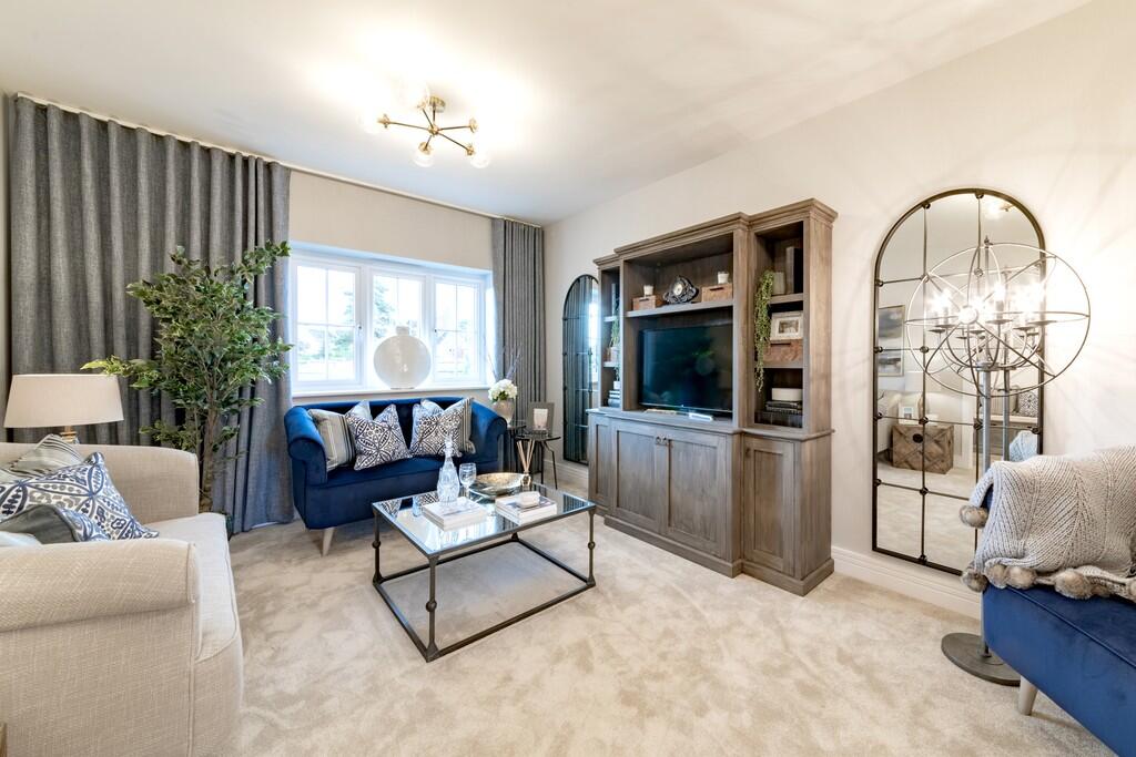 House in Vale of White Horse, Shrivenham - More