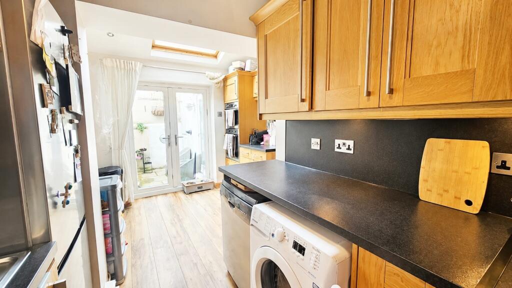 House in Calderdale, Well Head, King Cross - View 3