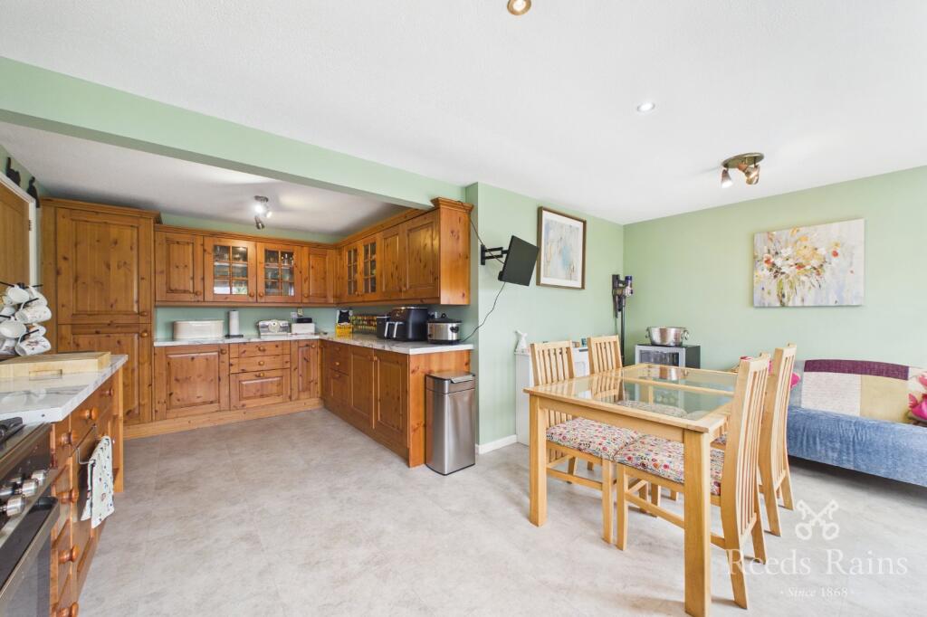 House in York - View 4
