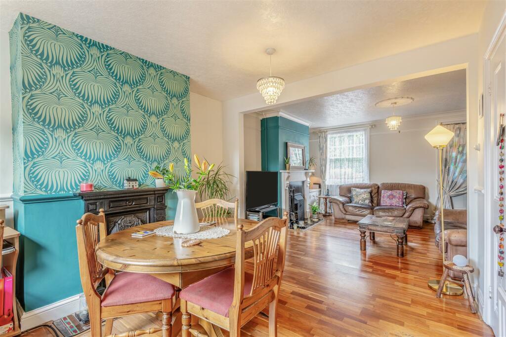 House in Tonbridge and Malling, Red Hill, Wateringbury - View 3