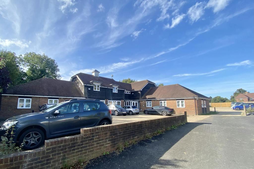 Main image of property: Chequers Barn, Chequers Hill, Bough Beech, Edenbridge, Kent, TN8 7PD