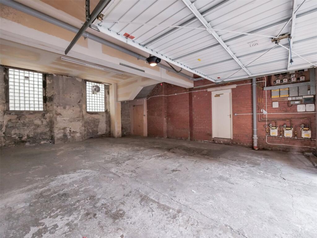 Rose Street Lane North, Edinburgh, EH2 - View 5