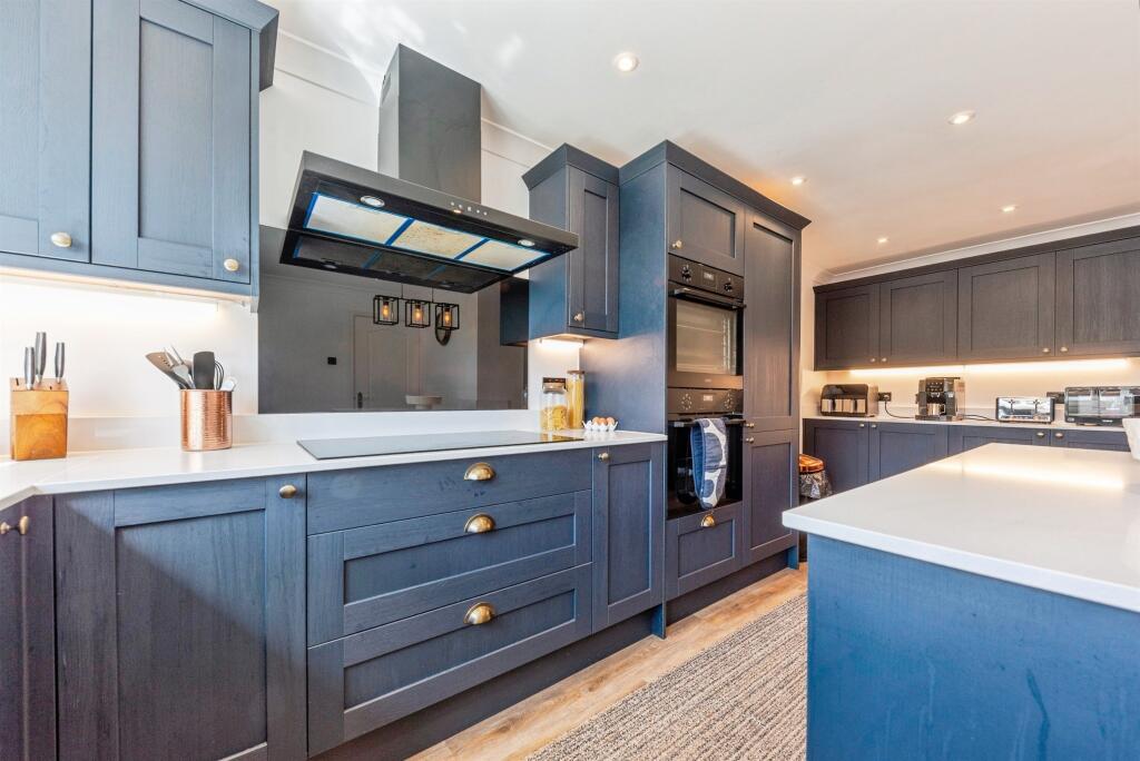 Longcliffe Road, GRANTHAM - View 3