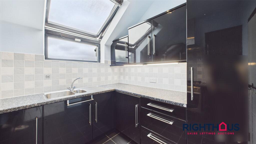 Additional image 16 of Ridgewood Close, Baildon, BD17