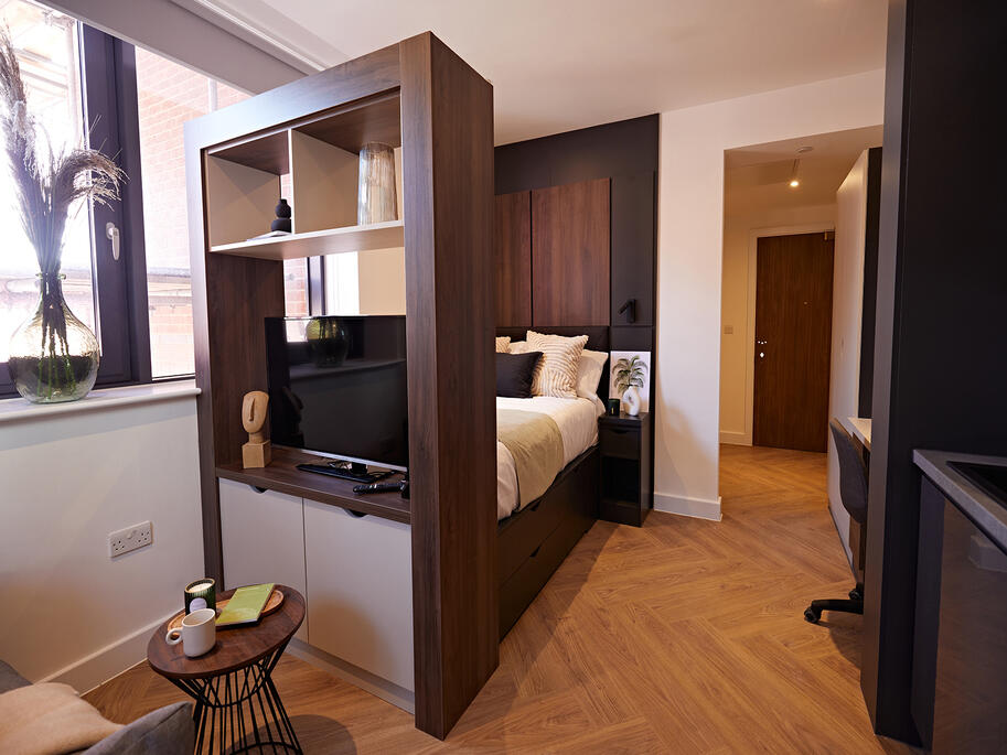 Apartment in Leeds, West Yorkshire - View 3